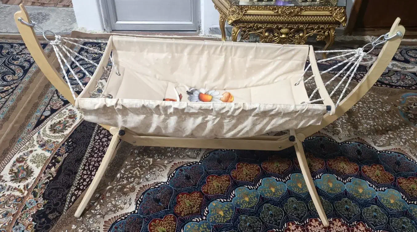 گهواره|تخت و صندلی بچه|شیروان (خراسان), |دیوار