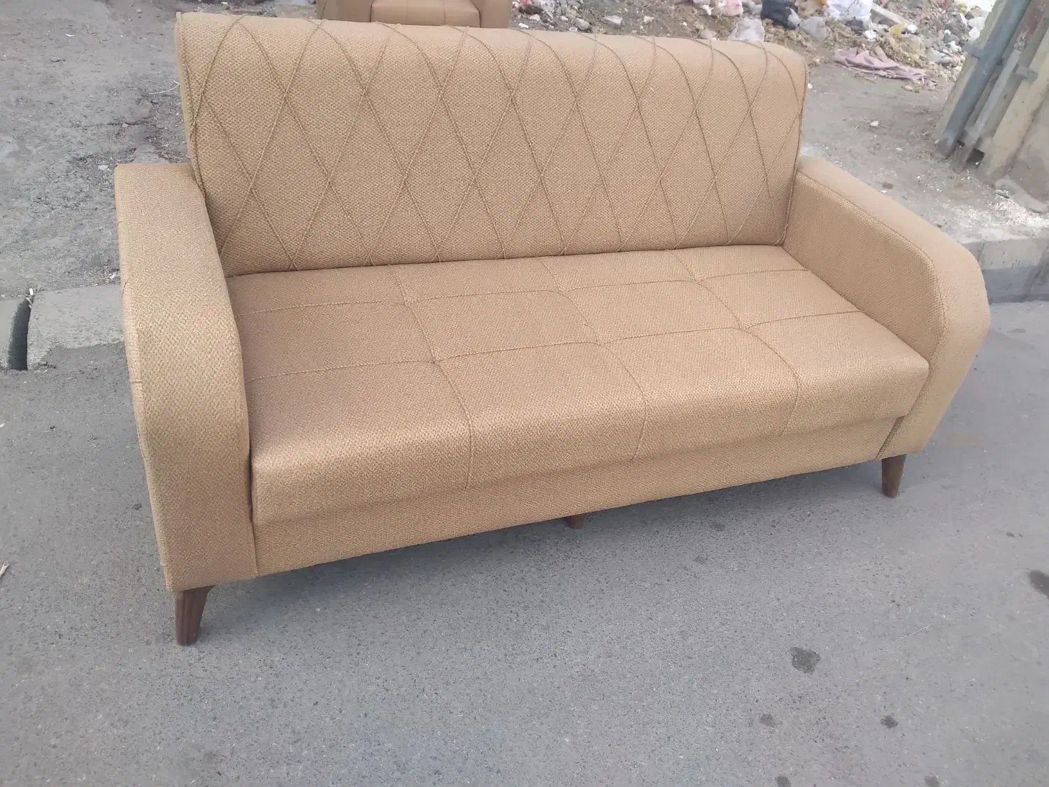 مبل راحتی هفت نفره هیجده میلیون  وپونصدهزارتومان|مبلمان خانگی و میز عسلی|سراب, |دیوار