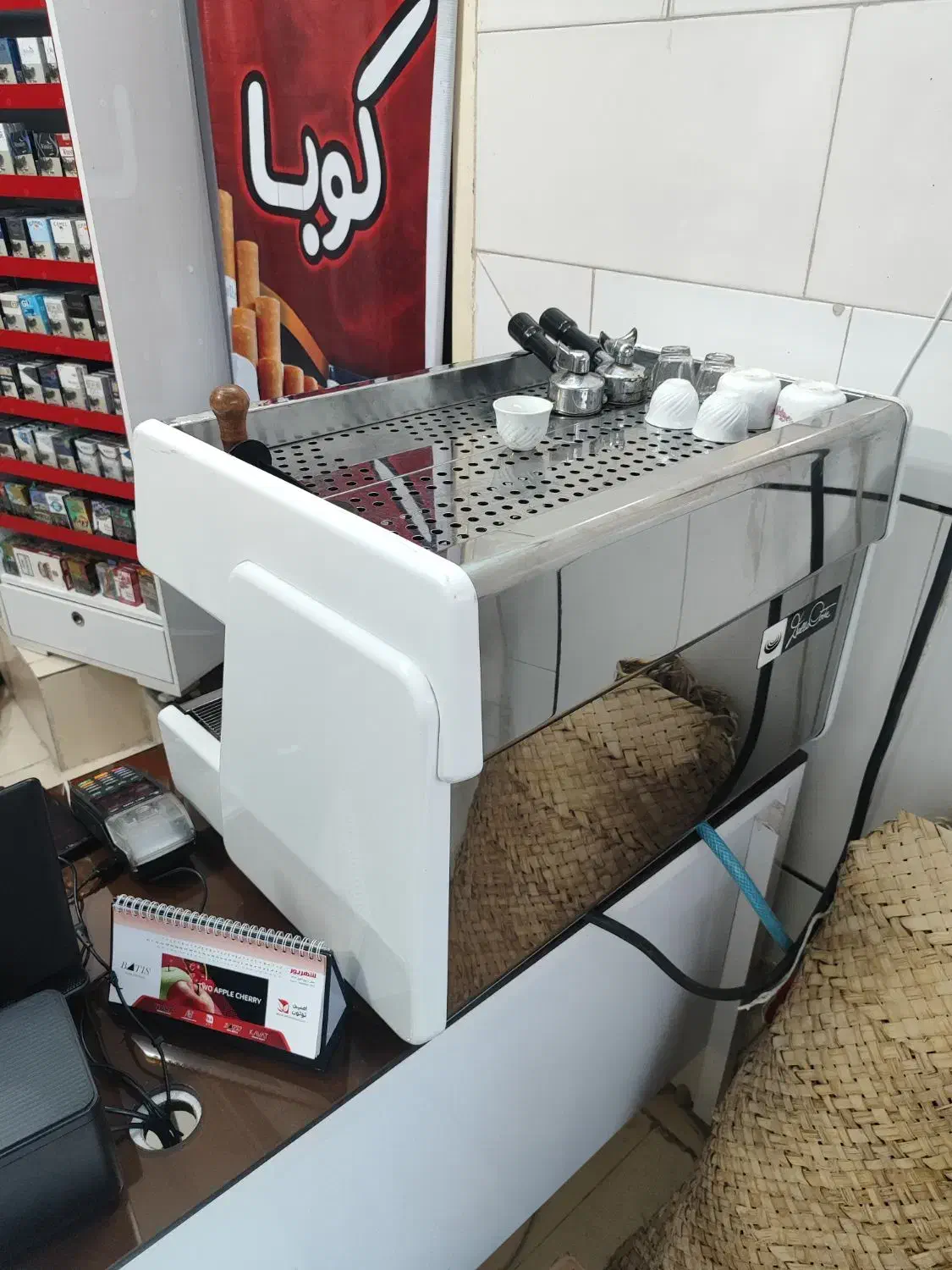 دستگاه اسپرسو دستگاه قهوه قهوه ساز|کافیشاپ و رستوران|لنجان, |دیوار