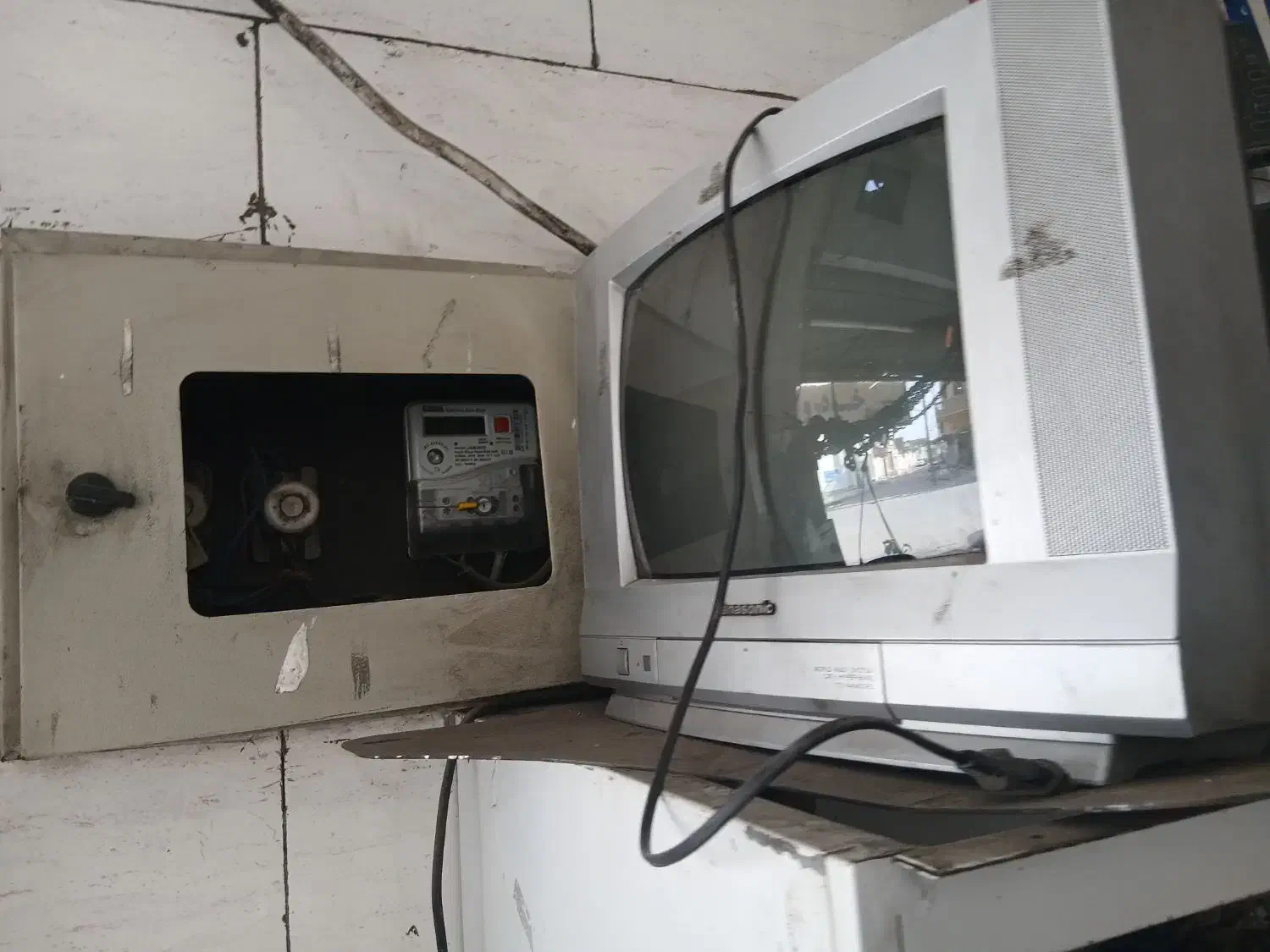 تلوزیون|تلویزیون و پروژکتور|اهواز, کمپلو جنوبی|دیوار