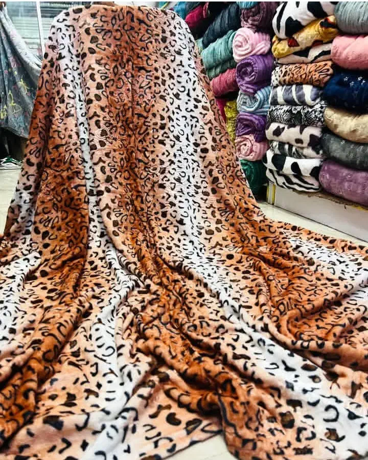 فروش پتو|رختخواب، بالش، پتو|قنوات, |دیوار