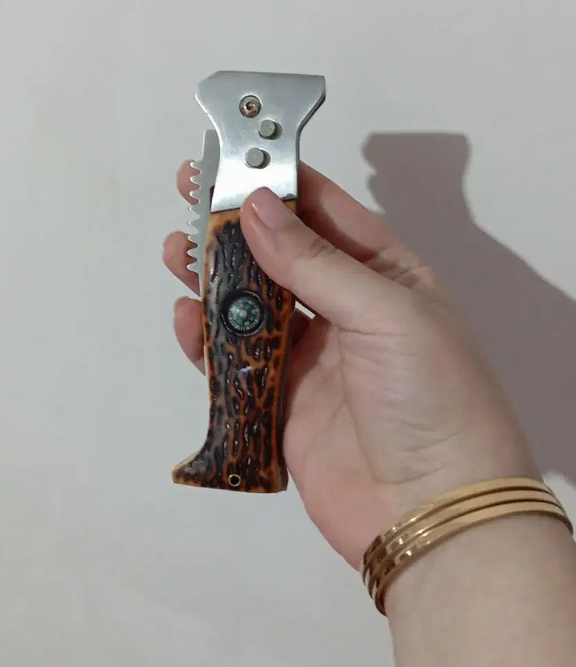 تعدادی چاقو|ظروف پختوپز|کرمانشاه, |دیوار