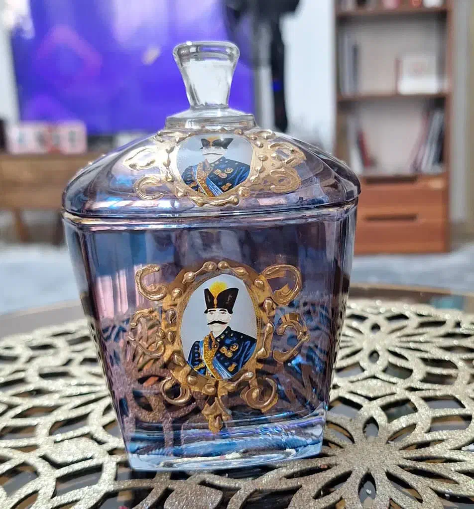 قندان ناصرالدین شاه|ظروف سرو و پذیرایی|اسلامشهر, شهرک الهیه|دیوار