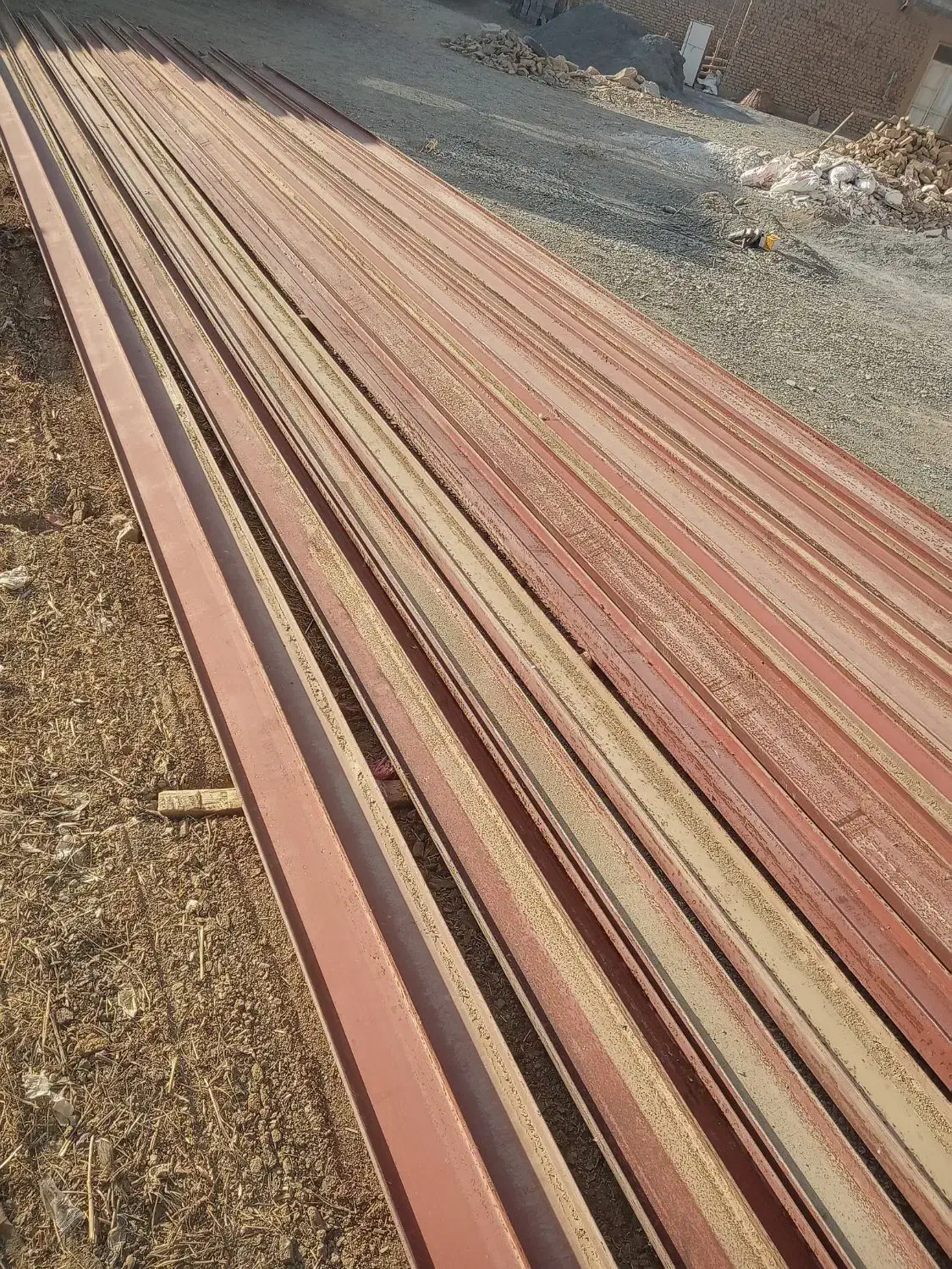 چند شاخه تیر آهن 14 و 18|مصالح و تجهیزات ساختمان|لالجین, |دیوار