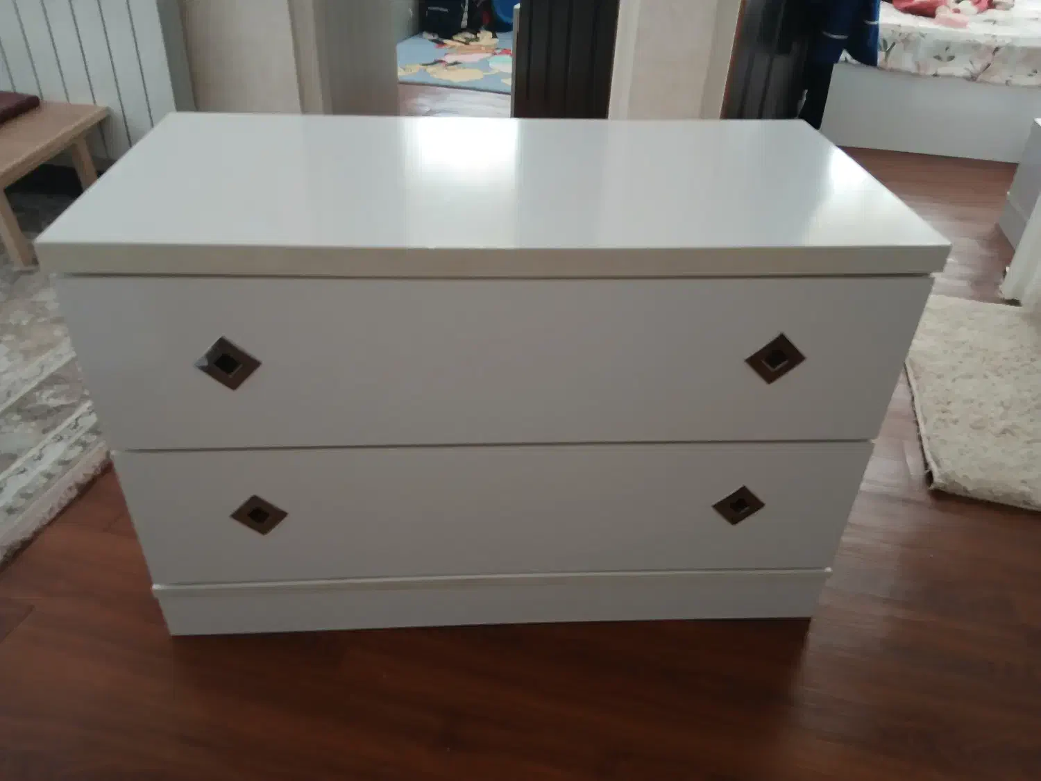 سرویس کامل دراور و پاتختی و آینه|تخت و سرویس خواب|آستانه اشرفیه, |دیوار