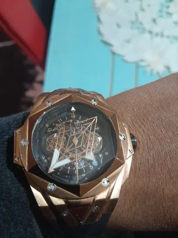 ساعت هابلوت کهکشانی اصل|ساعت|اسلامآباد غرب, |دیوار