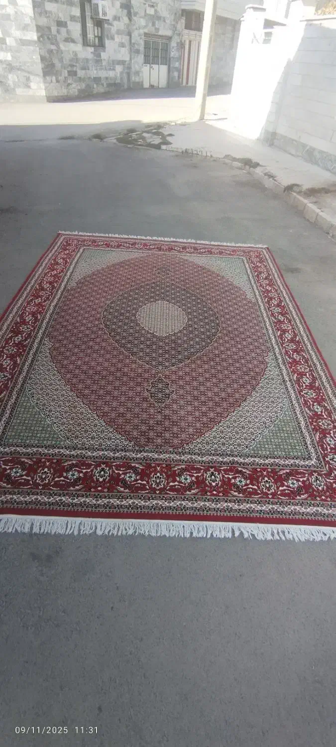 فرش 12و6 متری .تمام نخ.|فرش|بروجرد, |دیوار