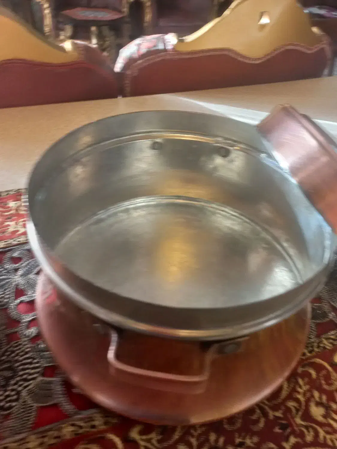 دوعددقابلهمسیقدیمیوسفیدشده|ظروف پختوپز|اصفهان, خواجو|دیوار