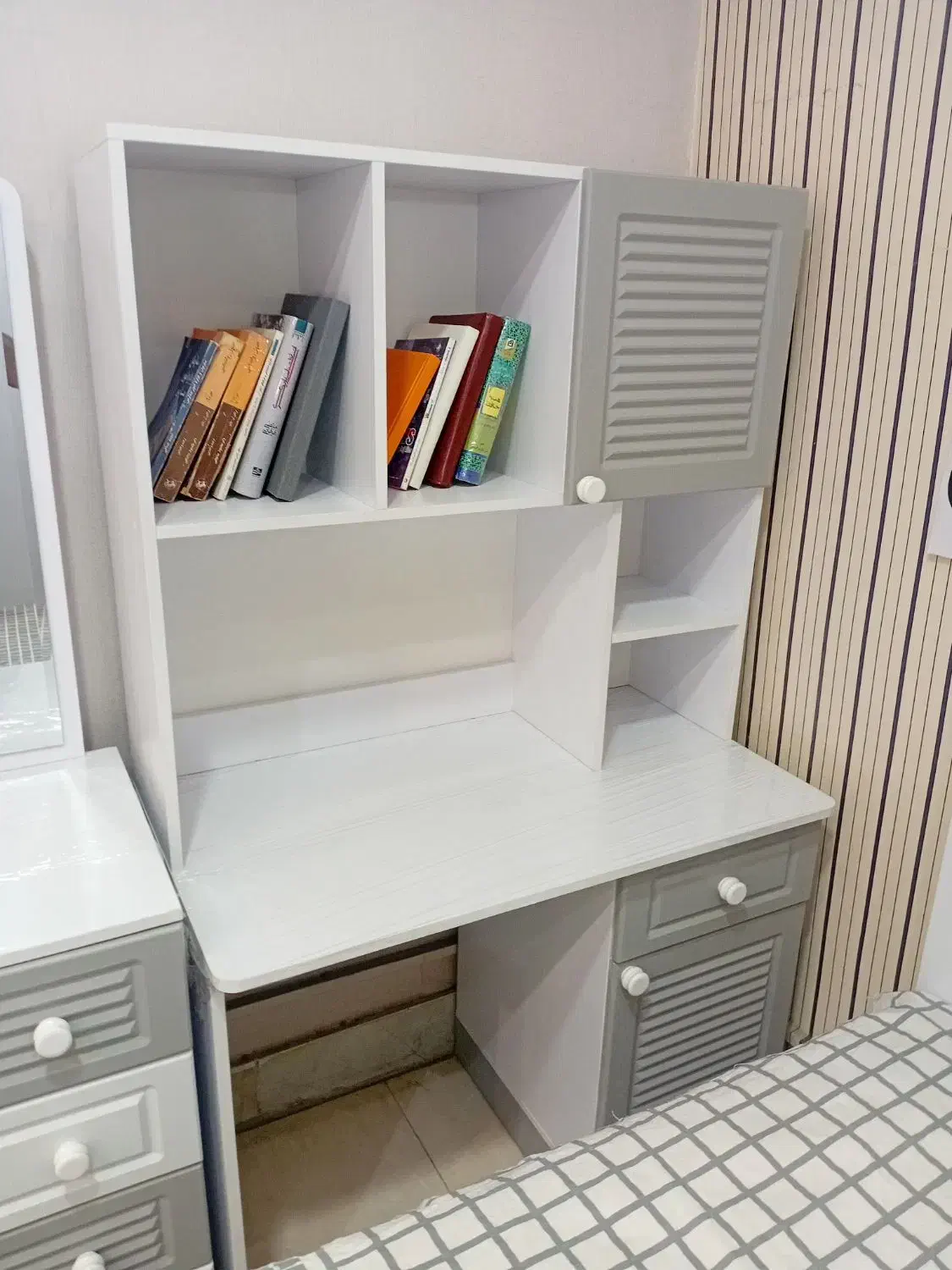 میز تحریر|میز تحریر و کامپیوتر|تهران, علم و صنعت|دیوار