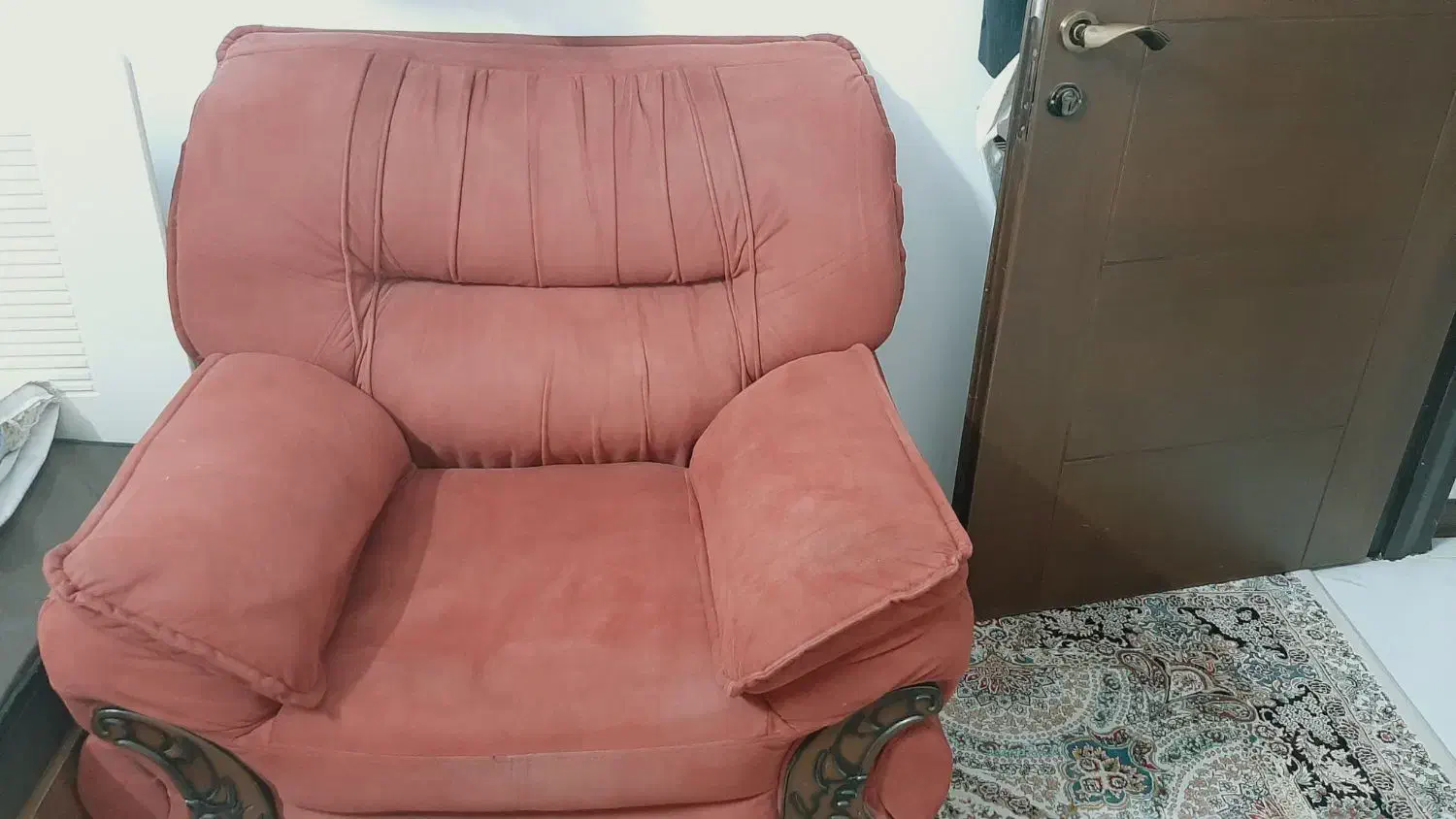 مبل راحتی|مبلمان خانگی و میز عسلی|قم, زنبیل آباد|دیوار