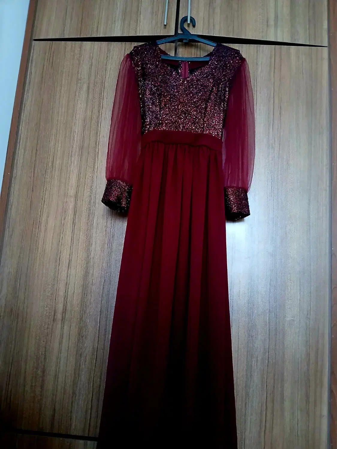 لباس مجلسی|لباس|اردبیل, |دیوار