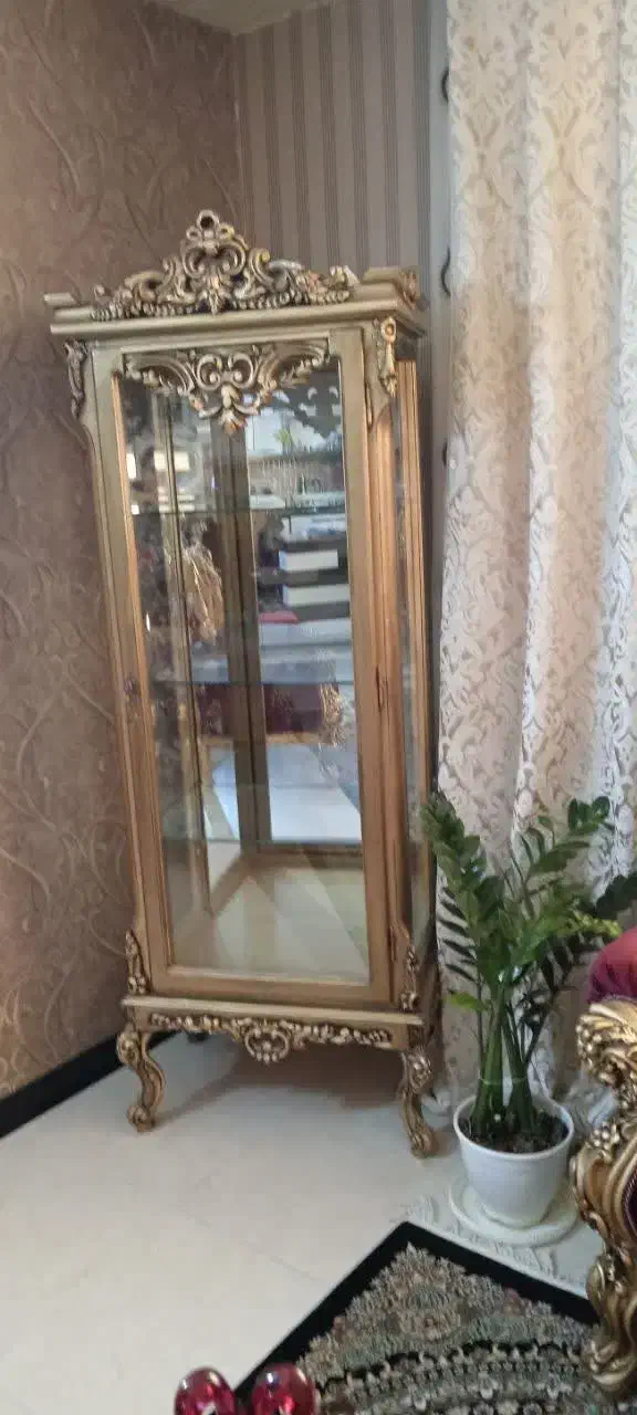 ویترین چوبی|بوفه، ویترین، کنسول|برخوار, |دیوار