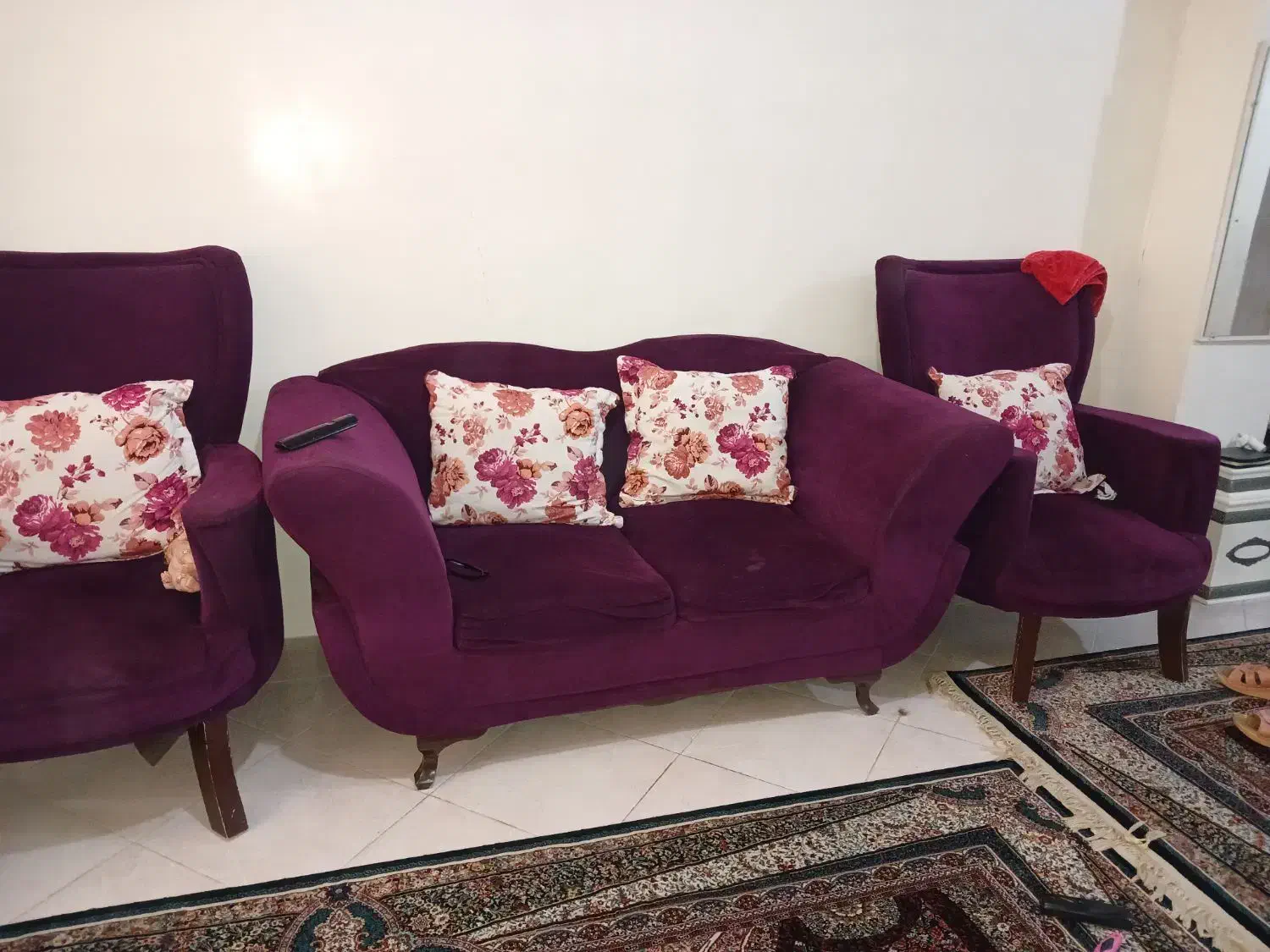 مبل کارکرده|مبلمان خانگی و میز عسلی|ری, دیلمان|دیوار