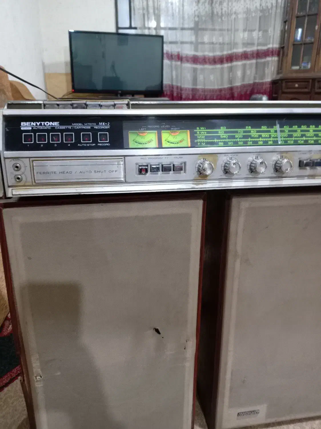 استریو بنیتون ژاپن با باند|سیستم صوتی خانگی|شیراز, کوشک میدان|دیوار