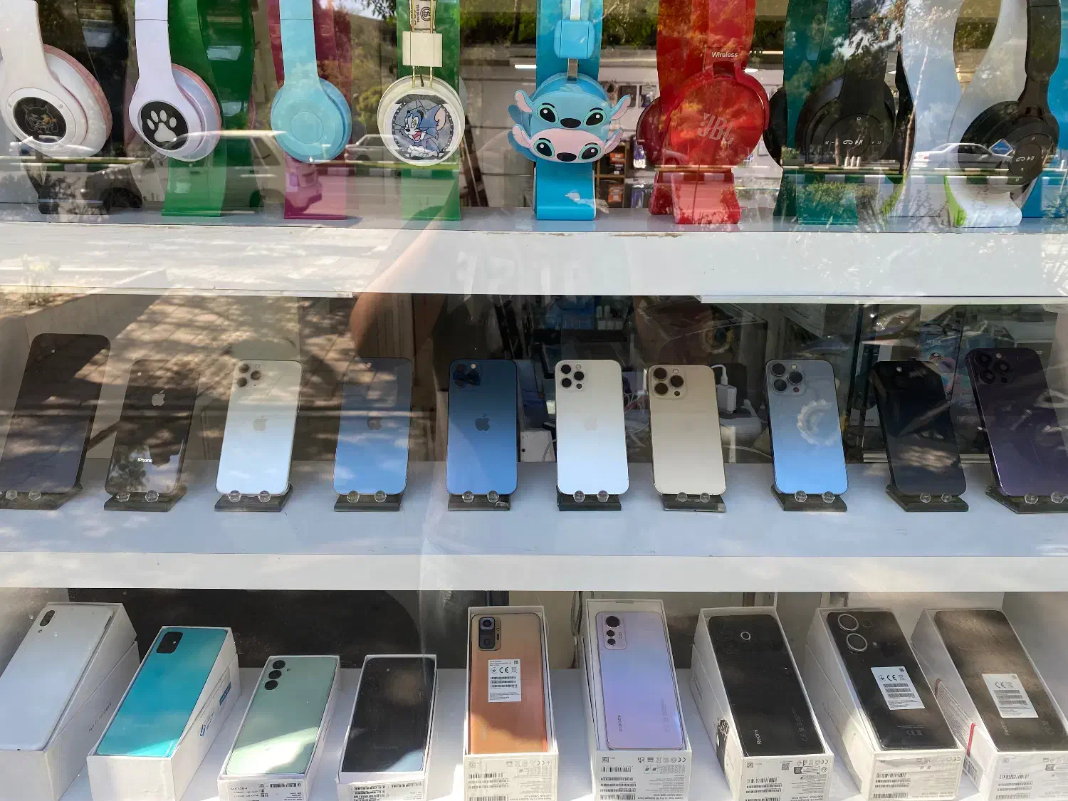 گوشی ایفون همه مدل موجوده خرید نقد و شرایط|موبایل|مشهد, کارگران|دیوار