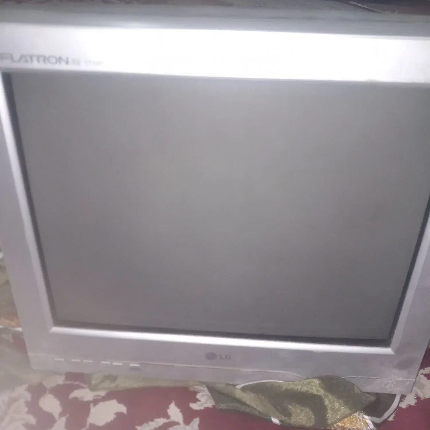 یک عددکامپیوترالجی درحدنوفقط مانیتورهمین|قطعات و لوازم جانبی رایانه|اردکان, |دیوار