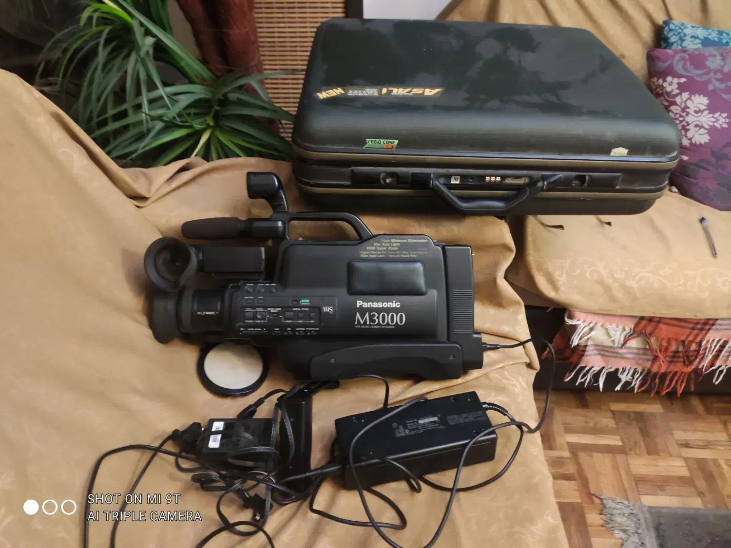 دوربین فیلمبرداری پاناسونیک VHS اصل ( ژاپن )با کیف|دوربین عکاسی و فیلم‌برداری|تهران, جردن|دیوار
