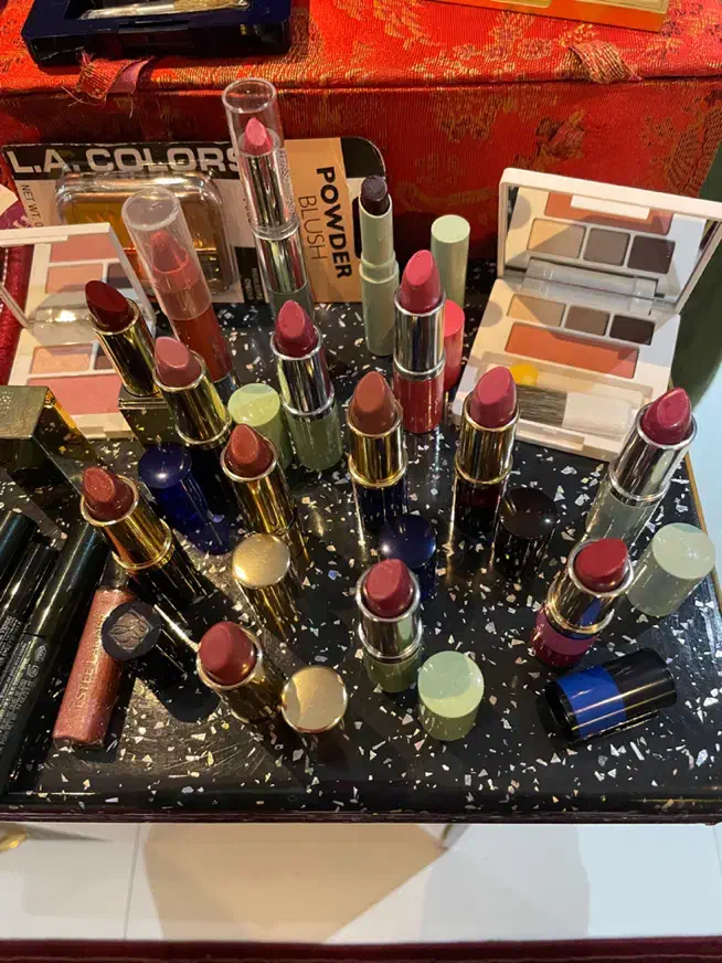 لوازم ارایش برند و مارک امریکایی|آرایشی، بهداشتی، درمانی|تهران, شهرک آزمایش|دیوار