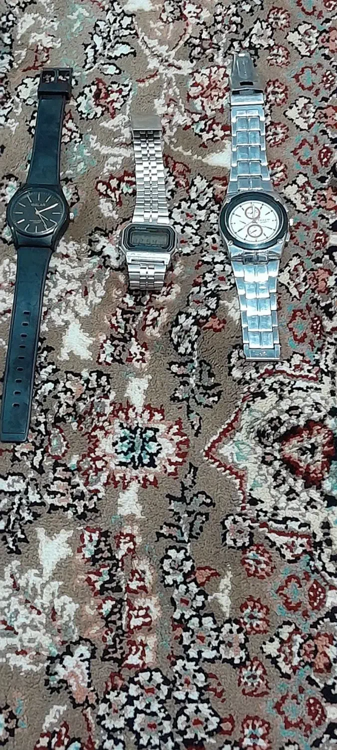 ساعت مچی|ساعت|شیروان (خراسان), |دیوار