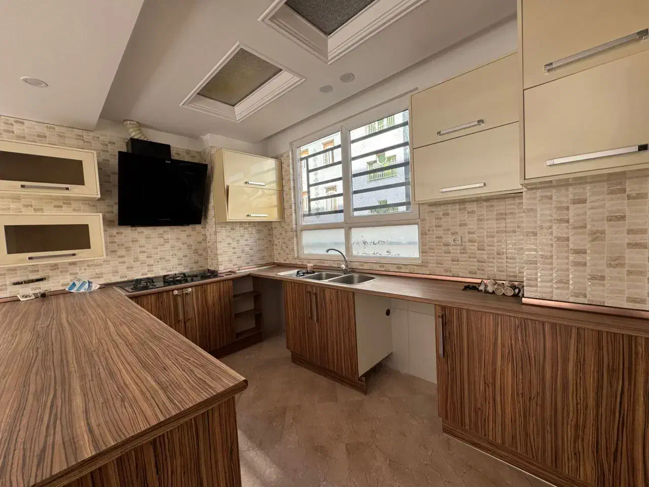 110 متر شهرک صدف/سالن بزرگ/قرارداد دوساله|اجارهٔ آپارتمان|تهران, مینیسیتی (شهرک نفت)|دیوار