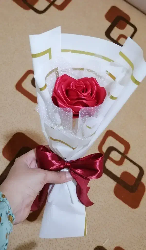 شاخه گل روبانی|گل مصنوعی|برازجان, |دیوار