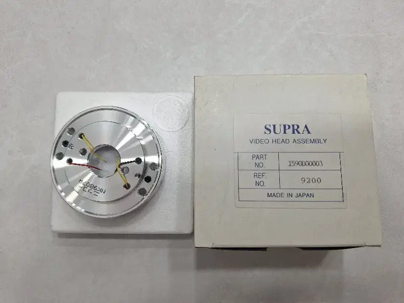 هد ویدئو آنتیک سوپرا قدیمی نو|کلکسیون اشیاء عتیقه|کاشان, مفتح|دیوار