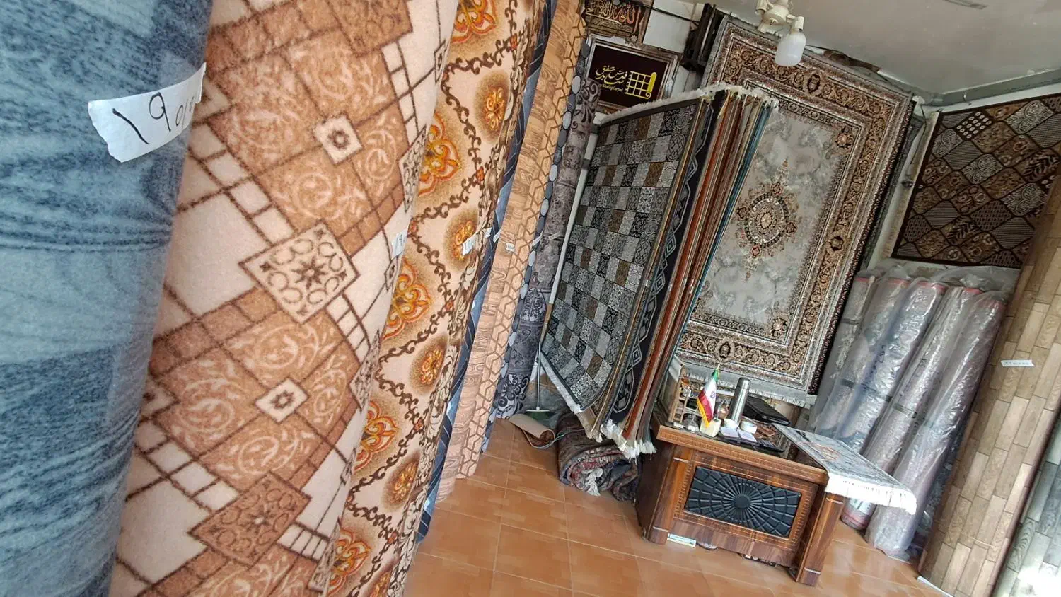 موکت آران بیدگل خوی|فرش|خوی, |دیوار