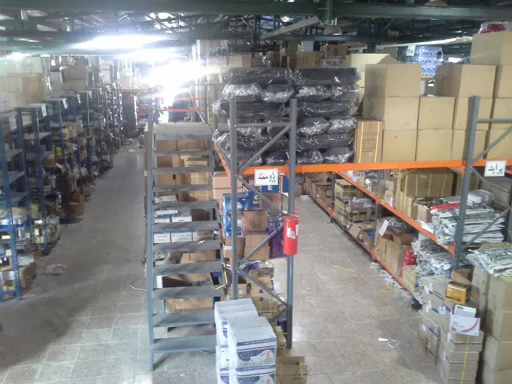 کارگر و انباردار جوان هفده تا ۲۵ الی ۳۰ ساله|استخدام صنعتی، فنی، مهندسی|قدس, شهرک صنعتی زاگرس|دیوار