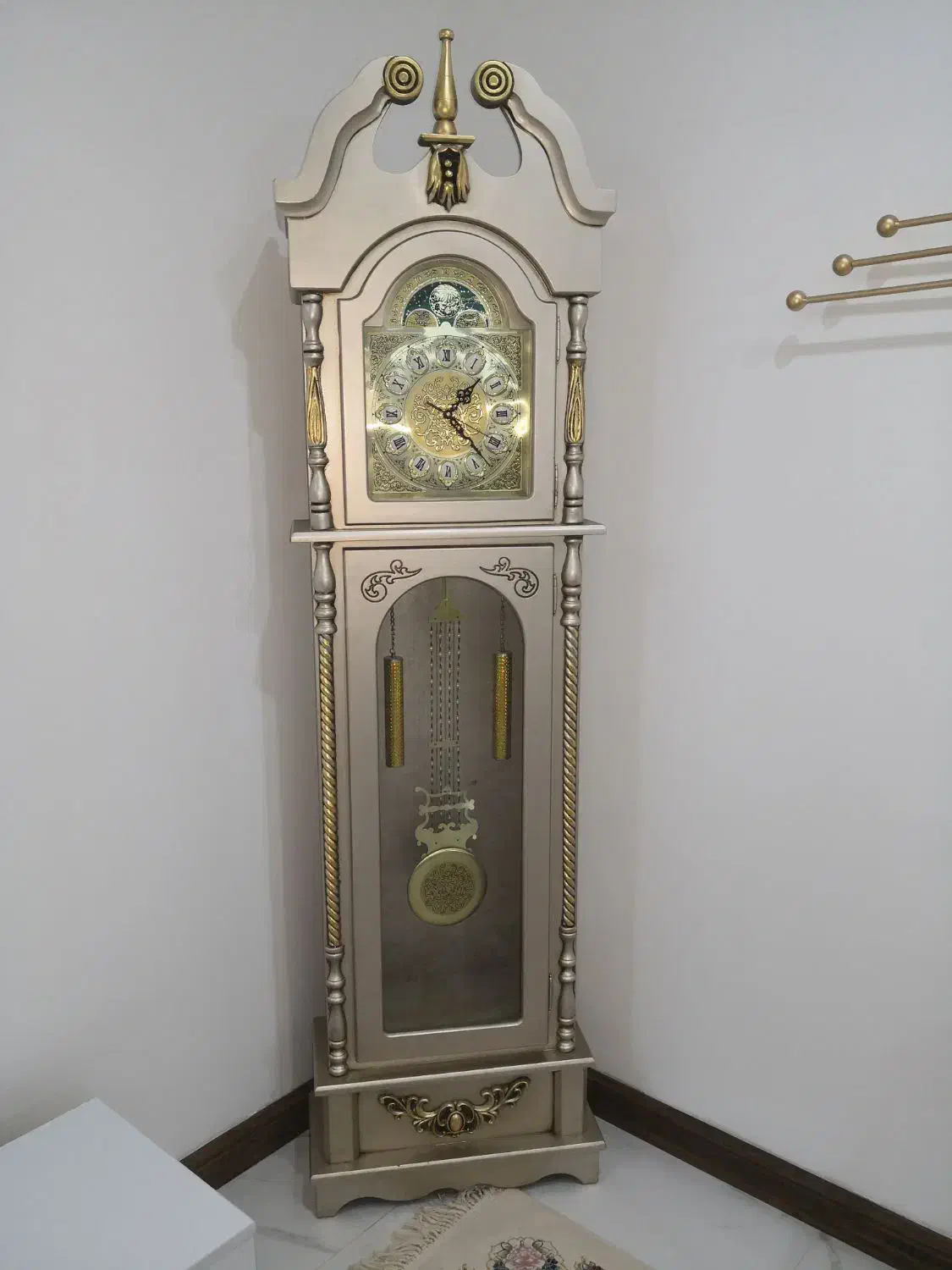 ساعت ایستاده|ساعت دیواری و تزئینی|اسلام‌شهر, شهرک انبیا|دیوار