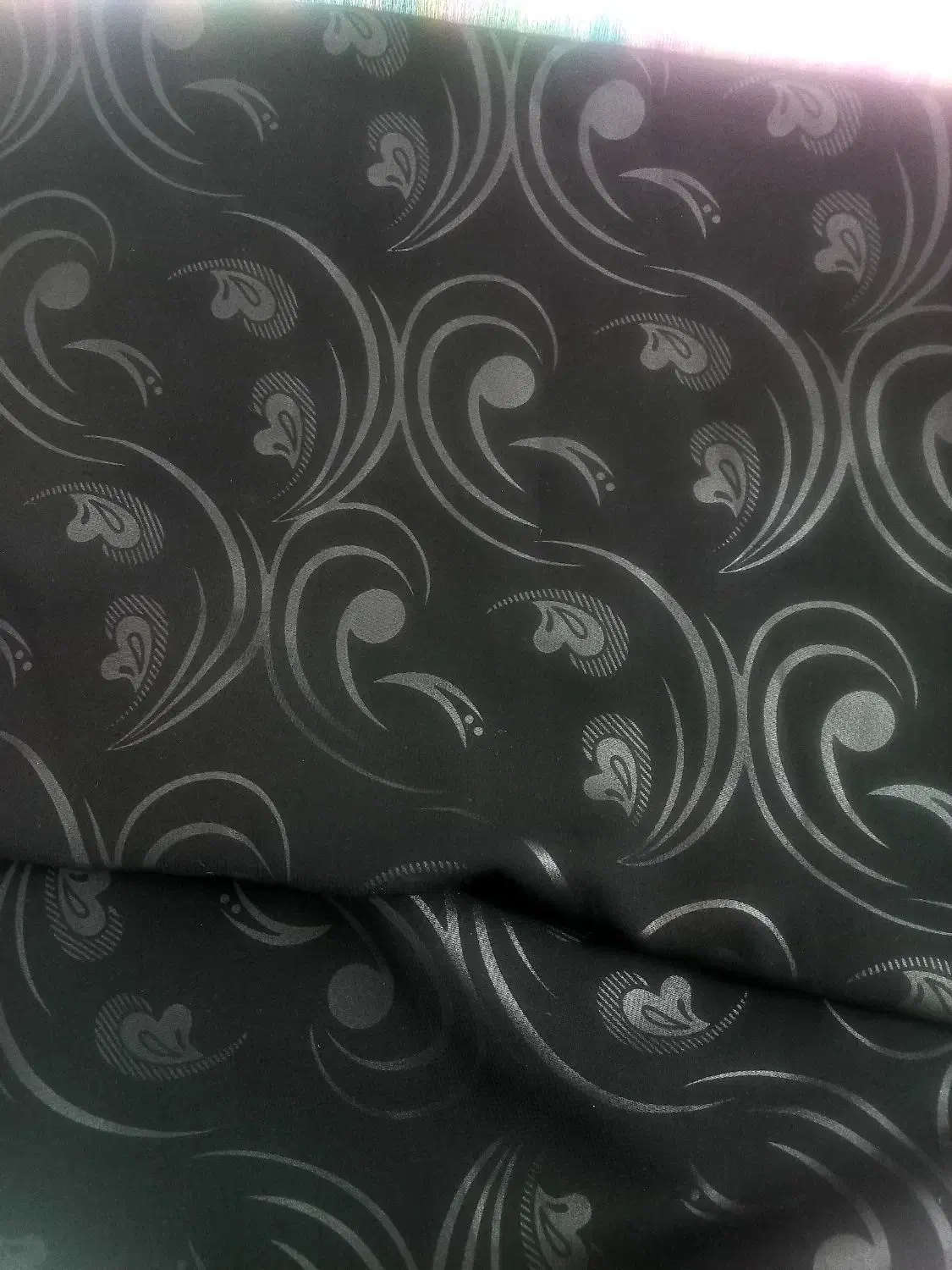 پارچه چادری مشکی|لباس|قم, انسجام|دیوار