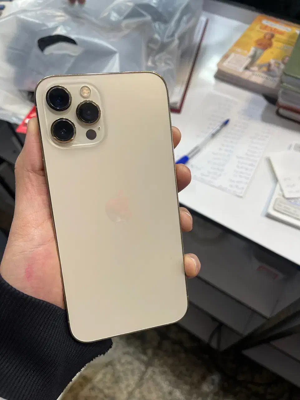 IPhone 12 promax 256 zaa|موبایل|اراک, |دیوار