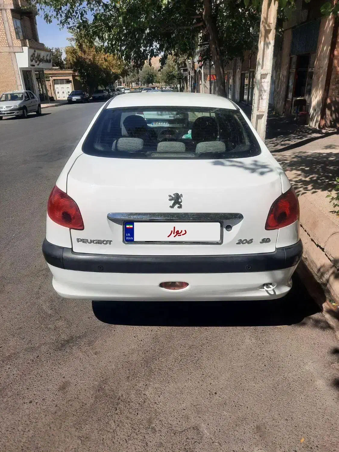 پژو ۲۰۶ اس دی وی ۸ سفید مدل ۹۵|خودرو سواری و وانت|شاهین دژ, |دیوار