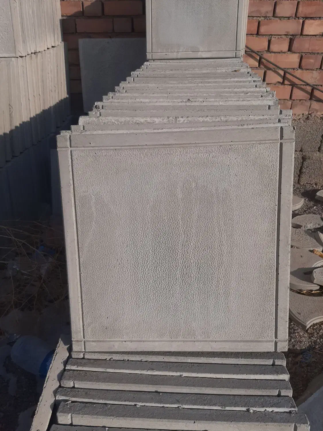 فروش بلوک ته باز و ته بسته موزائیک وجدول|مصالح و تجهیزات ساختمان|ماهان, |دیوار