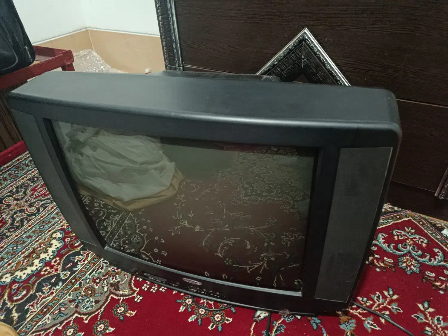 فروش تلوزیون ۲۱ اینچ|تلویزیون و پروژکتور|شیراز, شهرک کوشکک|دیوار