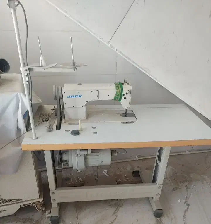 چرخ جک|چرخ خیاطی و ریسندگی|ایوان, |دیوار