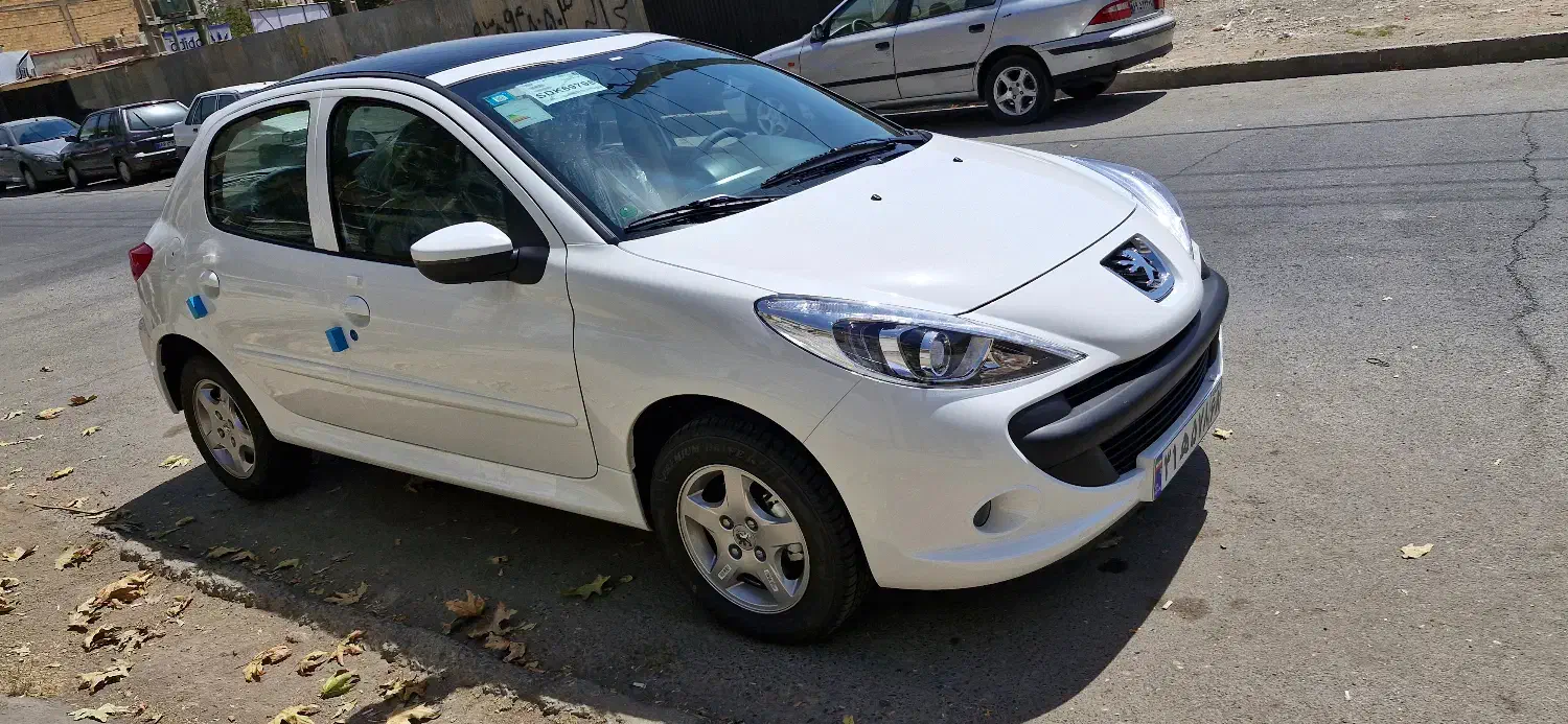 207 سقف شیشه ای اتومات ارتقا یافته|خودرو سواری و وانت|کرج, باغستان|دیوار