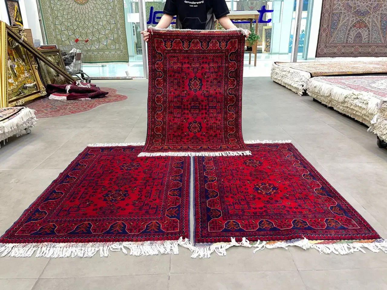 فرش دستباف (بساک) زرع نیمهای ریز باف کرک|فرش|مشکیندشت, |دیوار