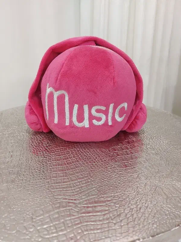 جا سی دی|فیلم و موسیقی|شیراز, قدوسی شرقی|دیوار