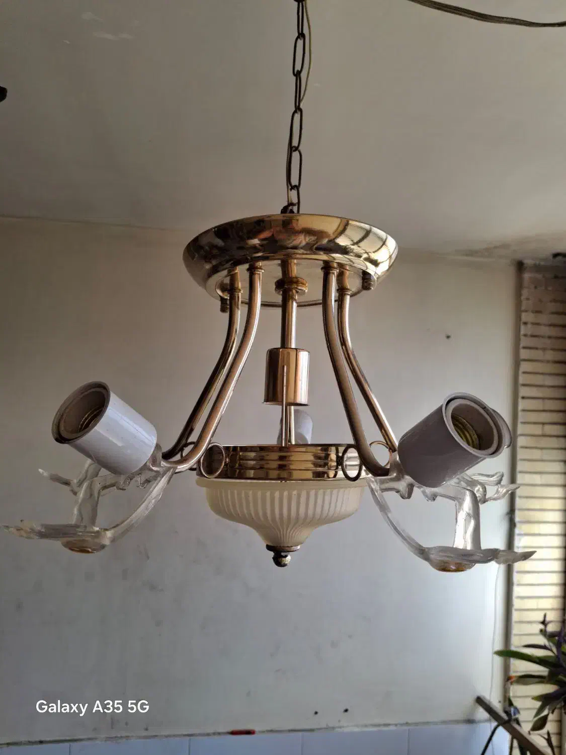 لوستر پنج شاخه|لوستر و چراغ آویز|اصفهان, کوی امیریه|دیوار