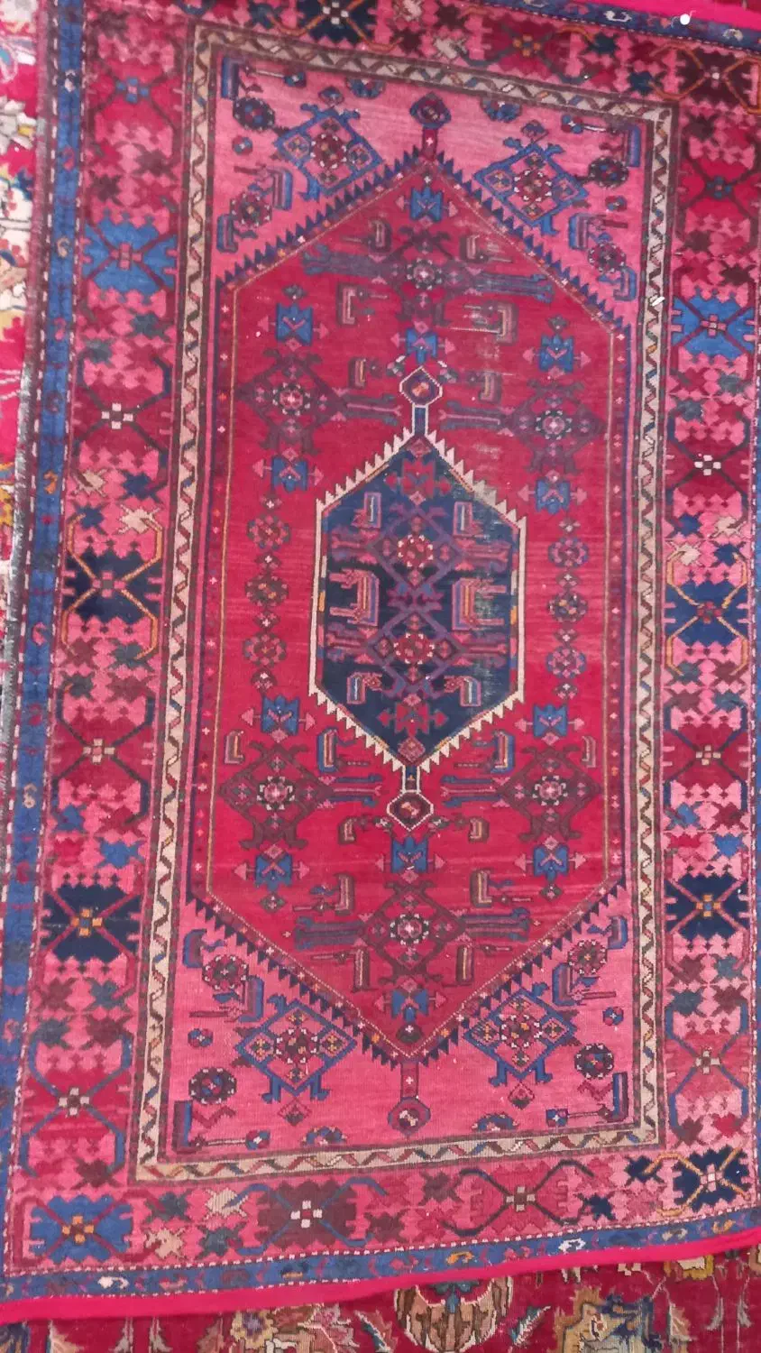 فرش دست بافت|فرش|کرمانشاه, |دیوار