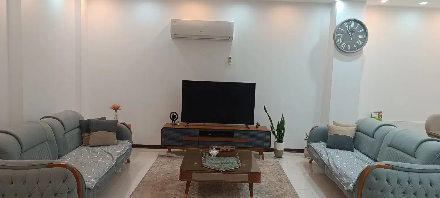 آپارتمان بسیار خوش نقشه و لوکس در خیابان لاله|فروش آپارتمان|شیراز, لاله|دیوار