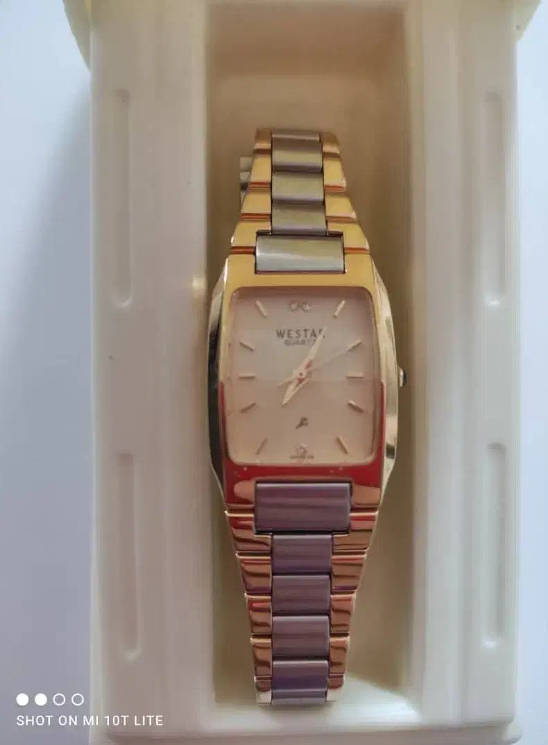 ساعت مچی  وستار|ساعت|فولادشهر, C4|دیوار