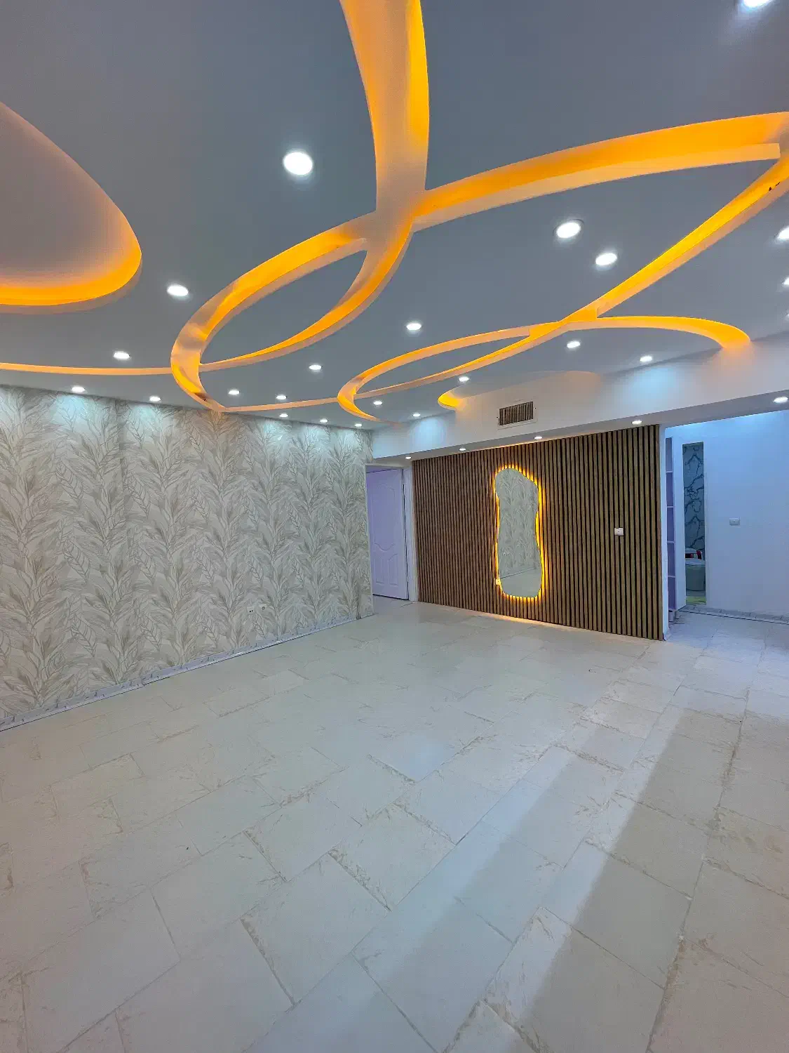 آپارتمان دو خوابه ۹۷ متری کلید نخورده|فروش آپارتمان|پرند, فاز ۲|دیوار