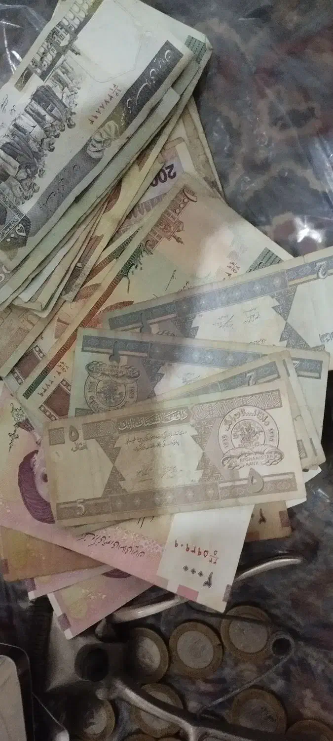 اسکناس قدیمی و سکه|کلکسیون سکه، تمبر، اسکناس|مشهد, نظام دوست|دیوار