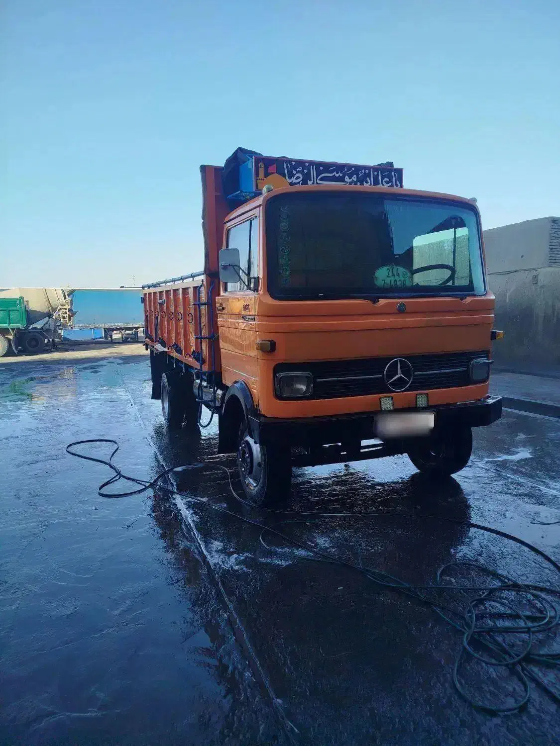 خاور ۶۰۸ شاسی مشکی۷۶|خودرو سنگین|قم, مسجد امام حسن|دیوار