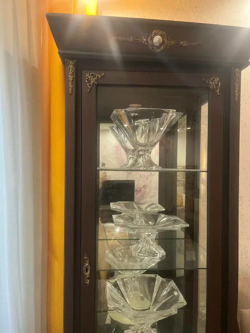 بوفه قیمت توافقی|بوفه، ویترین، کنسول|رشت, لاکان شهر|دیوار