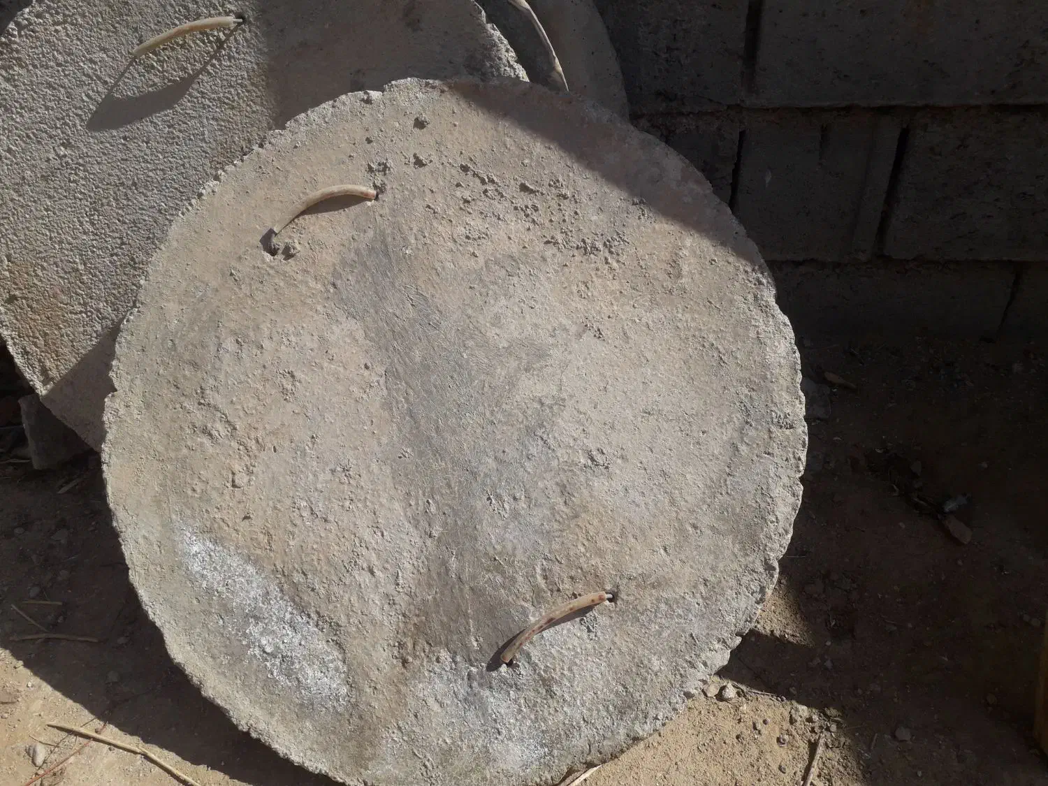 دریچه چاه و شیر|مصالح و تجهیزات ساختمان|خواف, |دیوار