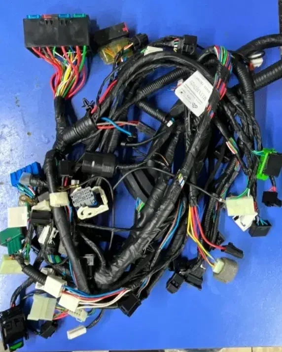 سیم کشی سیار حرفه ای|خدمات پیشه و مهارت|زاهدان, |دیوار