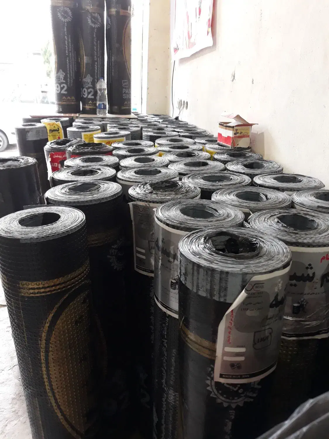 نصب وفروش انواع ایزوگام|خدمات پیشه و مهارت|کوچصفهان, |دیوار