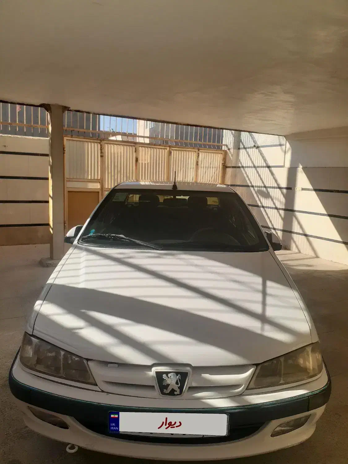 پژو پارس تیوفایو فول بیرنگ کم کار مدل ۹۴|خودرو سواری و وانت|اراک, |دیوار